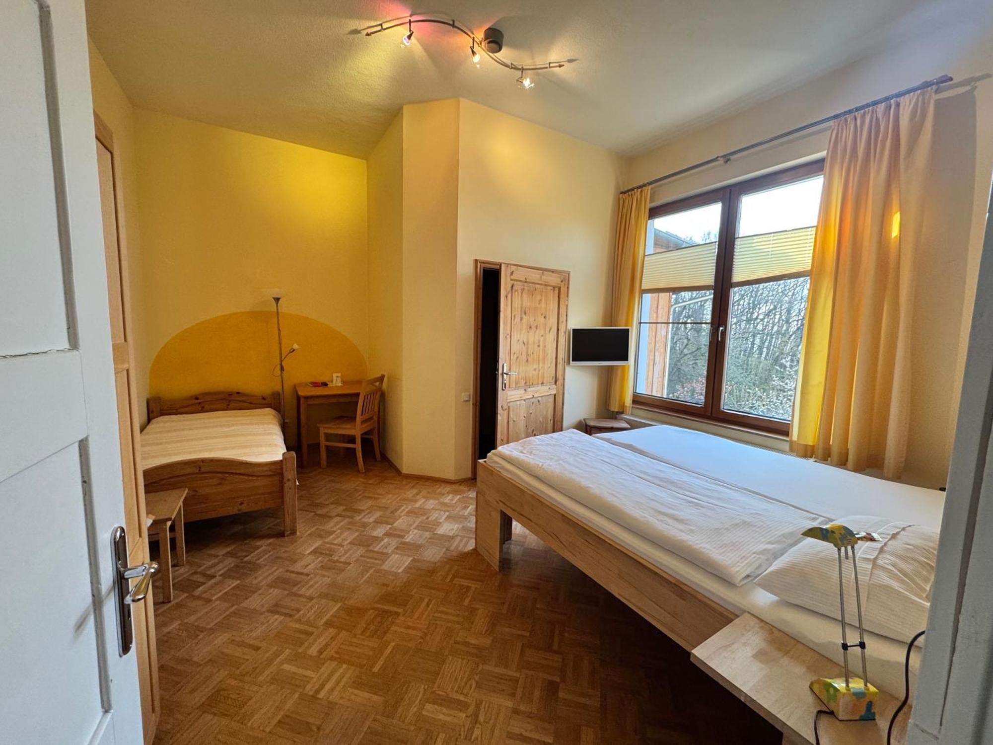 Hotel Gruenwald Ансбах Екстер'єр фото