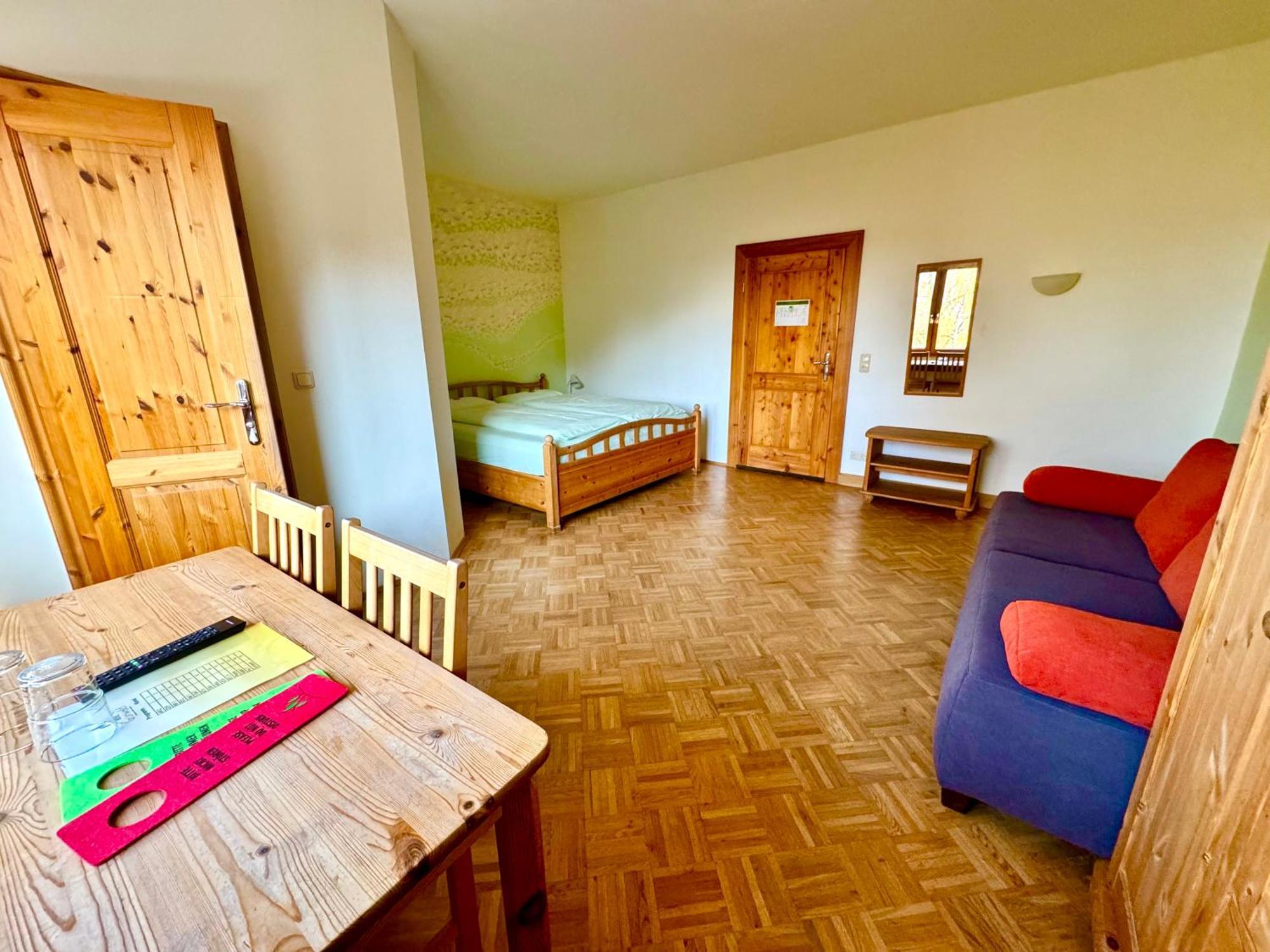 Hotel Gruenwald Ансбах Екстер'єр фото